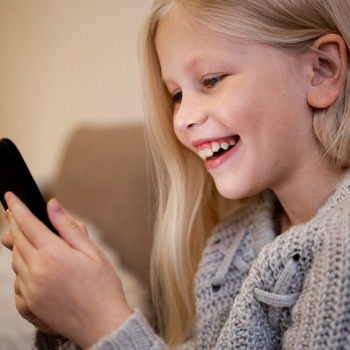 Как да изберете първия телефон за своето дете?
