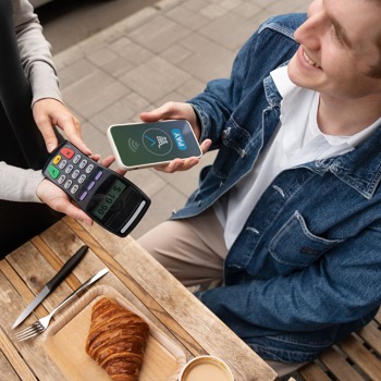 Бъдещето на пазаруването и плащанията чрез мобилен телефон