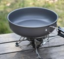 přenosná_nepřilnavá_pikniková_pánev_se_skládací_rukojetí_1.jpg